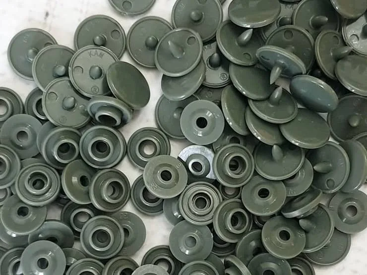 TITCH button - easy magnetic closure for adaptive clothing