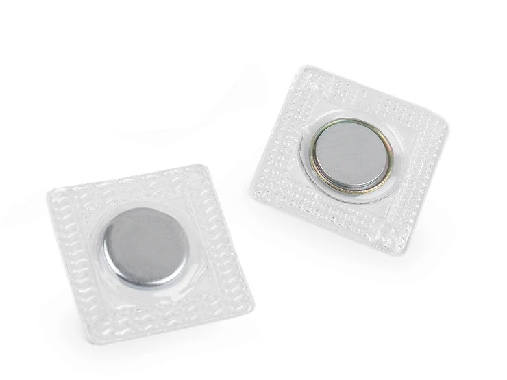 Easy Magnetic Button Closure